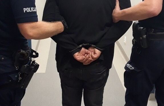 Naruszenie nietykalności cielesnej funkcjonariusza publicznego – 33-latek zatrzymany