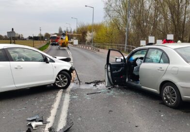 Wypadek na trasie Szamotuły-Poznań, trzy osoby przetransportowane do szpitala