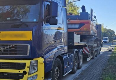 Transport koparki zatrzymany w Pile. Poważne przekroczenia norm