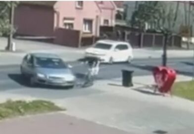 Nastolatek na hulajnodze zderzył się z samochodem