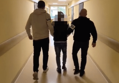 Brutalny rozbój na terenie zajezdni. 33-latek został zatrzymany przez policjantów z Grunwaldu