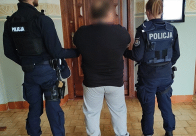 Odjechał na oczach policjantów mając nadzieję, że go nie pamiętają. Został zatrzymany