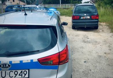 Pijany kierowca spowodował kolizję i uciekł z miejsca zdarzenia. Miał blisko 2,7 promila alkoholu. Został zatrzymany. Pijany kierowca spowodował kolizję i uciekł z miejsca zdarzenia. Miał blisko 2,7 promila alkoholu. Został zatrzymany.