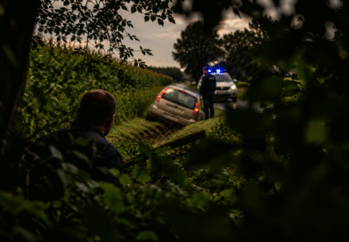 „Jestem pijany, muszę uciekać, bo zaraz przyjedzie Policja”. Nietrzeźwy kierujący nie wiedział, że rozmawia z policjantem „Jestem pijany, muszę uciekać, bo zaraz przyjedzie Policja”. Nietrzeźwy kierujący nie wiedział, że rozmawia z policjantem