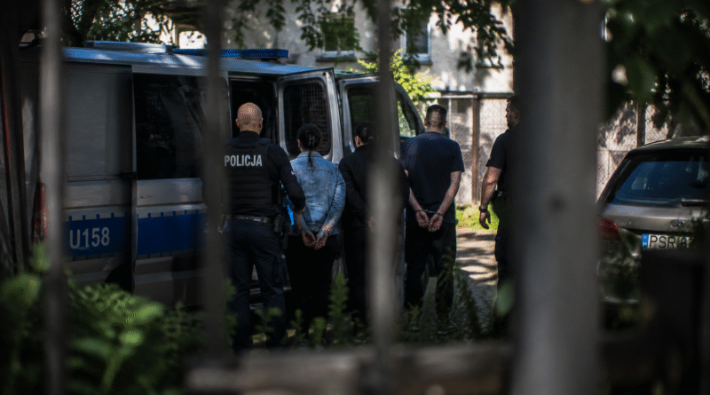 Nielegalny pobyt zakończony deportacją trzech obcokrajowców Nielegalny pobyt zakończony deportacją trzech obcokrajowców
