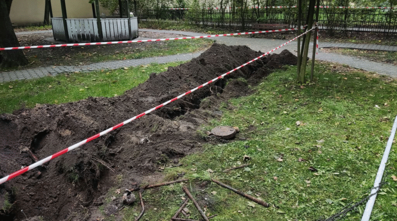 Niebezpieczna pamiątka wojny znaleziona podczas prac ziemnych Niebezpieczna pamiątka wojny znaleziona podczas prac ziemnych