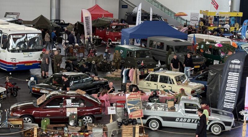 Poznań cofnął się w czasie! Klasyki, które przyciągają tłumy. Ruszył Retro Motor Show 2026 [ZDJĘCIA, FILM]