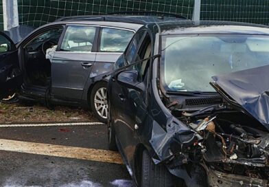 Groźne zderzenie na obwodnicy Koła! Dwóch poszkodowanych [ZDJĘCIA]