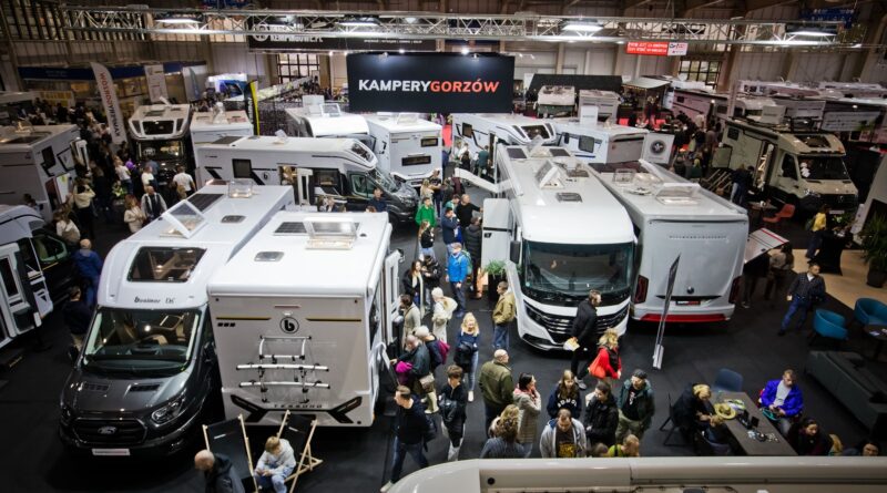 Ponad 600 kamperów i przyczep oraz cały weekend podróżniczych inspiracji. Caravans SalonPoland 2026 rusza już 15 października