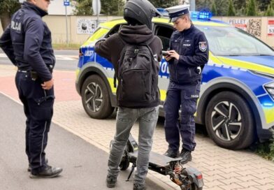 Jazda hulajnogą elektryczną niezgodnie z przepisami-interweniowali policjanci z Pniew Jazda hulajnogą elektryczną niezgodnie z przepisami-interweniowali policjanci z Pniew