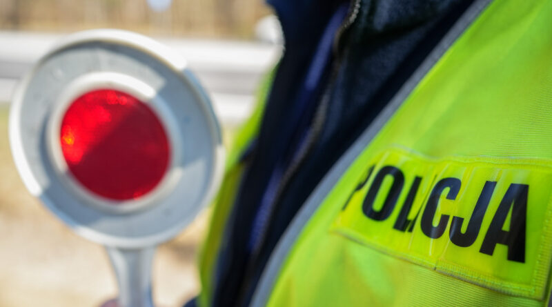 Ciężarówką mimo sądowego zakazu! 66-latek zapłaci 10 tysięcy złotych i już nie poprowadzi