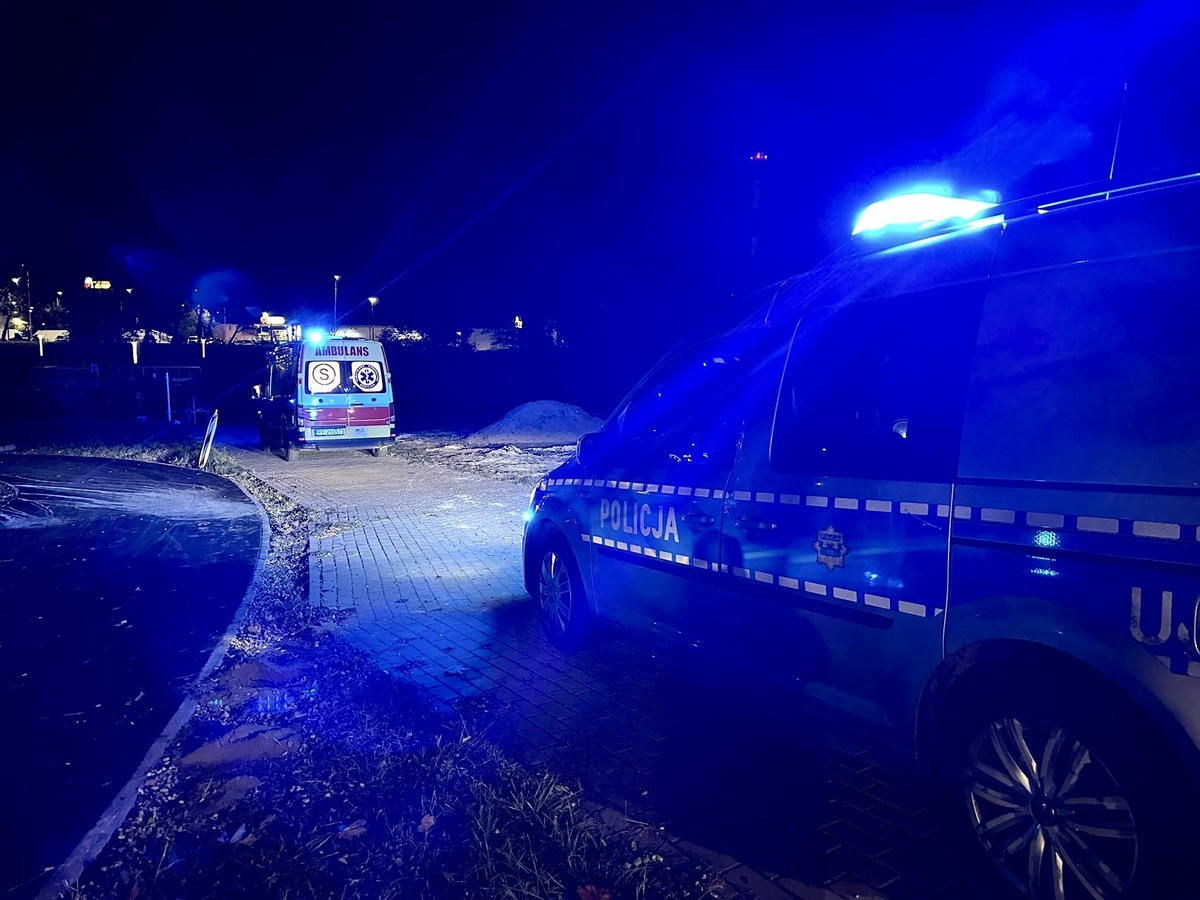 Policjanci wyciągnęli z rzeki mężczyznę