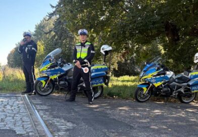 Miłośnik ekstremalnej jazdy stracił prawo jazdy – policjanci zareagowali na jazdę na jednym kole Miłośnik ekstremalnej jazdy stracił prawo jazdy – policjanci zareagowali na jazdę na jednym kole
