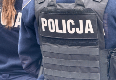 Policjanci ratowali życie podczas pożaru kamienicy Policjanci ratowali życie podczas pożaru kamienicy