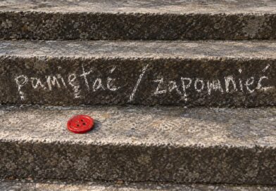 „Pamiętać / Zapomnieć” – Teatr Biuro Podróży przemierza Cytadelę „Pamiętać / Zapomnieć” – Teatr Biuro Podróży przemierza Cytadelę
